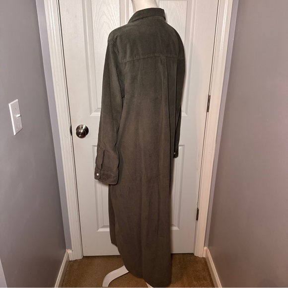 Frank & Eileen Corduroy Rory Maxi Shirt Dress - Forrest - Picture 4 of 15